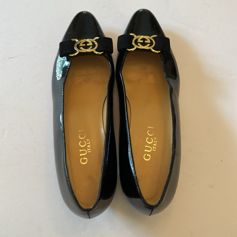 Gucci Black Leather Flats